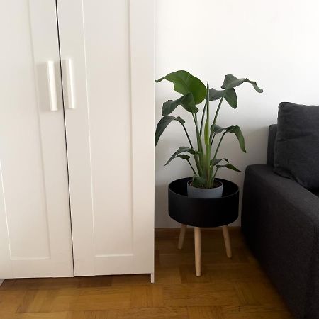 Sunny Studio Near Central Station Apartment Vienna Luaran gambar